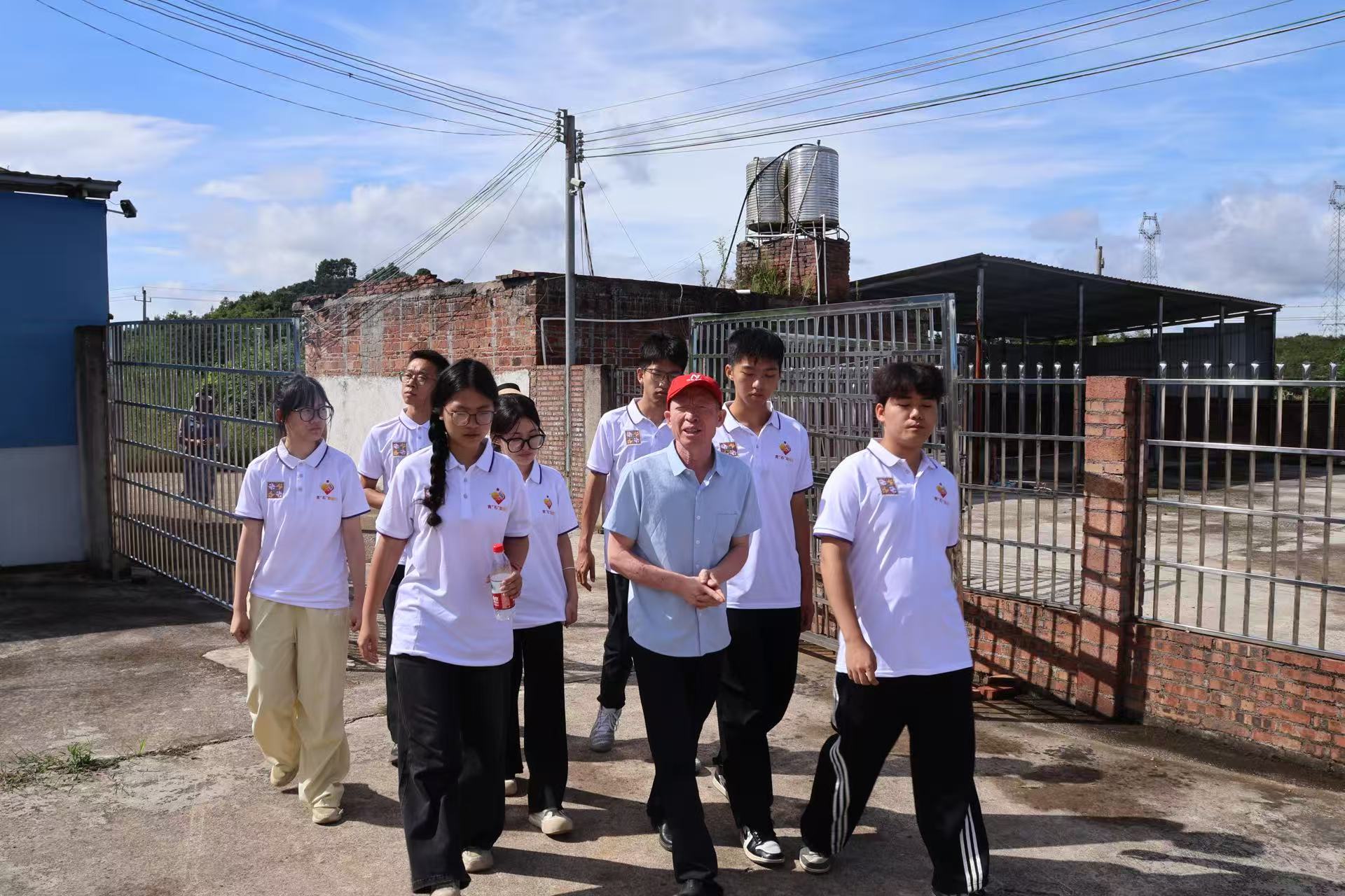 c9fb1e6e2819fae0346070b4ac884b5e.jpg