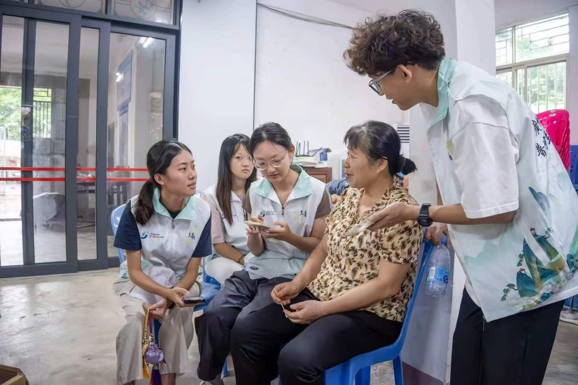 调研访谈现场.jpg